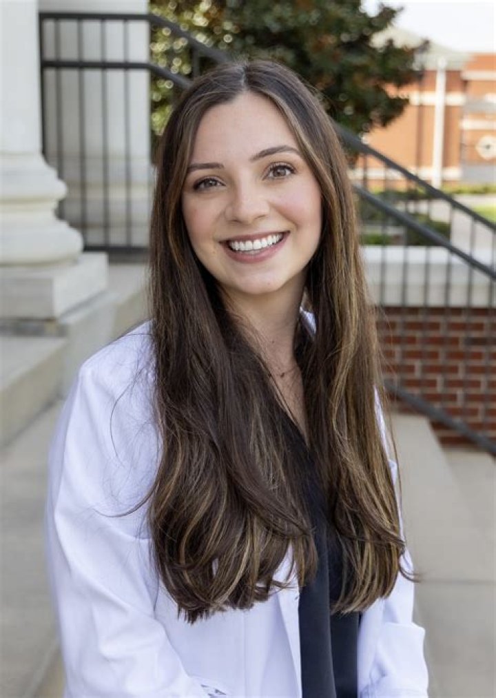 Laura Bailey, FNP &bull; Doctors &bull; Community Care Physicians