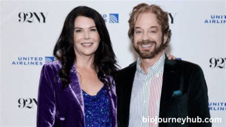 Lauren Graham Biography Net Worth 2020 Career Movies, Height, Age