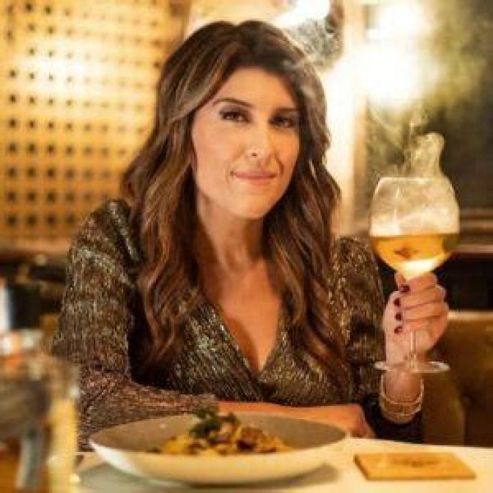 Lauren Scala Bio, Wiki, Age, Height, Weight Loss, Engaged, Married