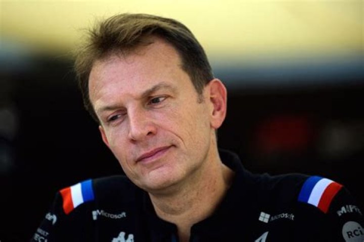 Laurent Rossi sobre Ocon «Puede que no tenga garantizado el material