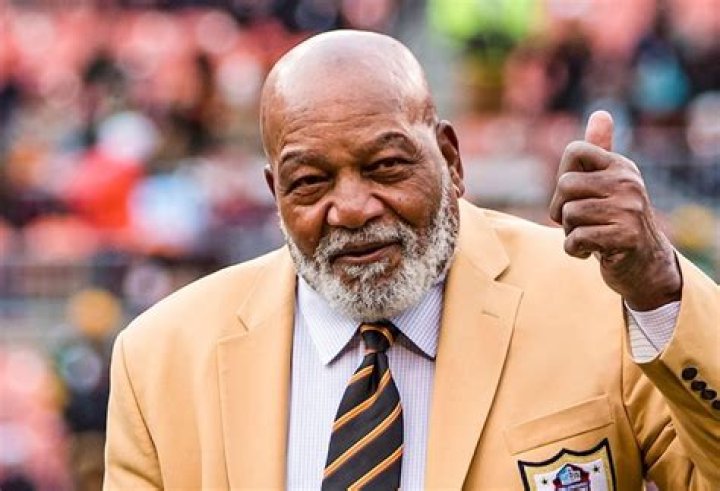 Legendary NFL running back Jim Brown passes away leaving an iconic