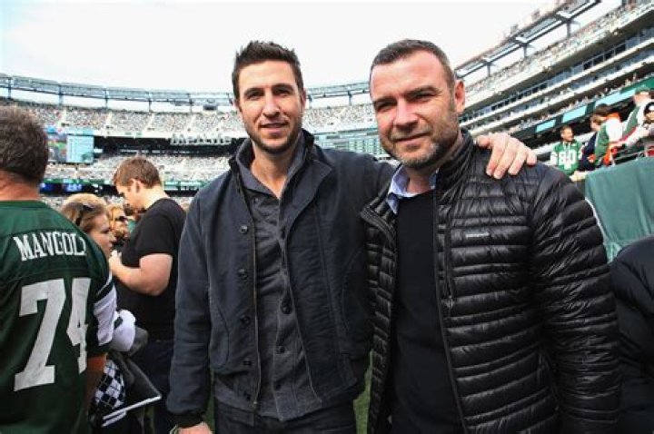 Liev and Pablo Schreiber Celebrity Siblings You Probably Didn't Know