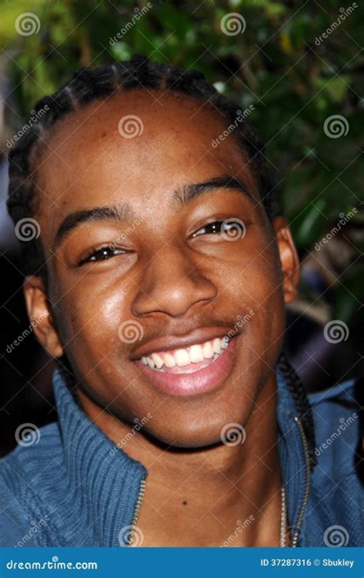 Lil JJ editorial stock photo. Image of honeymoon, theater 30726303