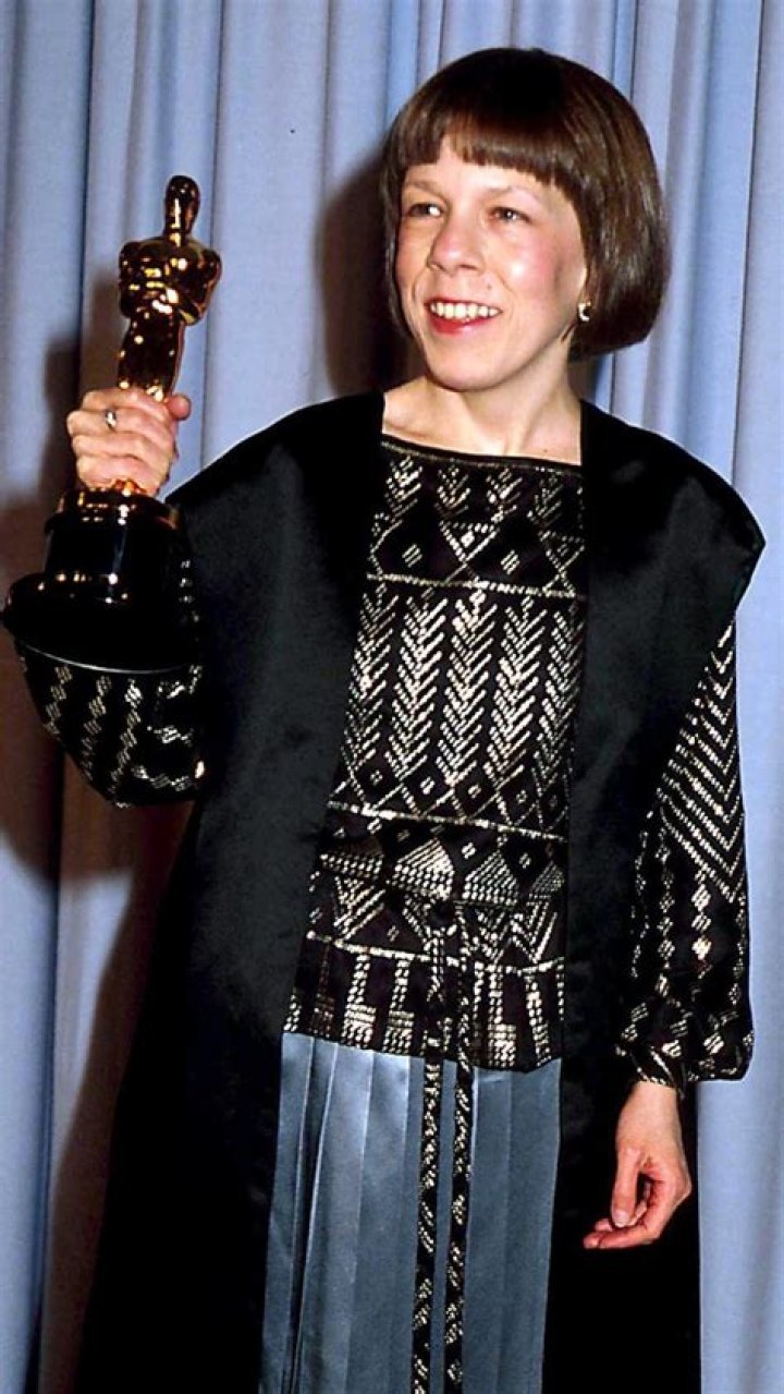 Linda Hunt won the 1984 Academy Award as 'Best Supporting Actress