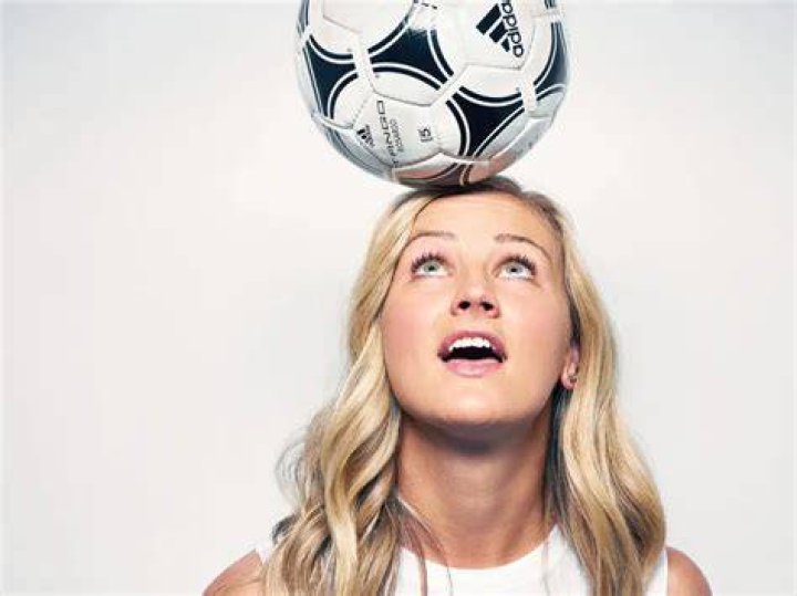 Lindsey Horan Net WorthWikiBioCareer,SoccerPlayer,earnings,goals,age