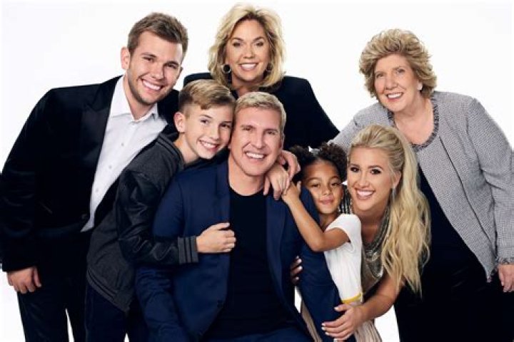 LINDSIE CHRISLEY BIO, AGE, SIBLINGS, WIKI, FACTS AND FAMILY