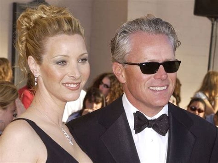 Lisa Kudrow&rsquo;s Family Son, Husband, Siblings, Parents BHW