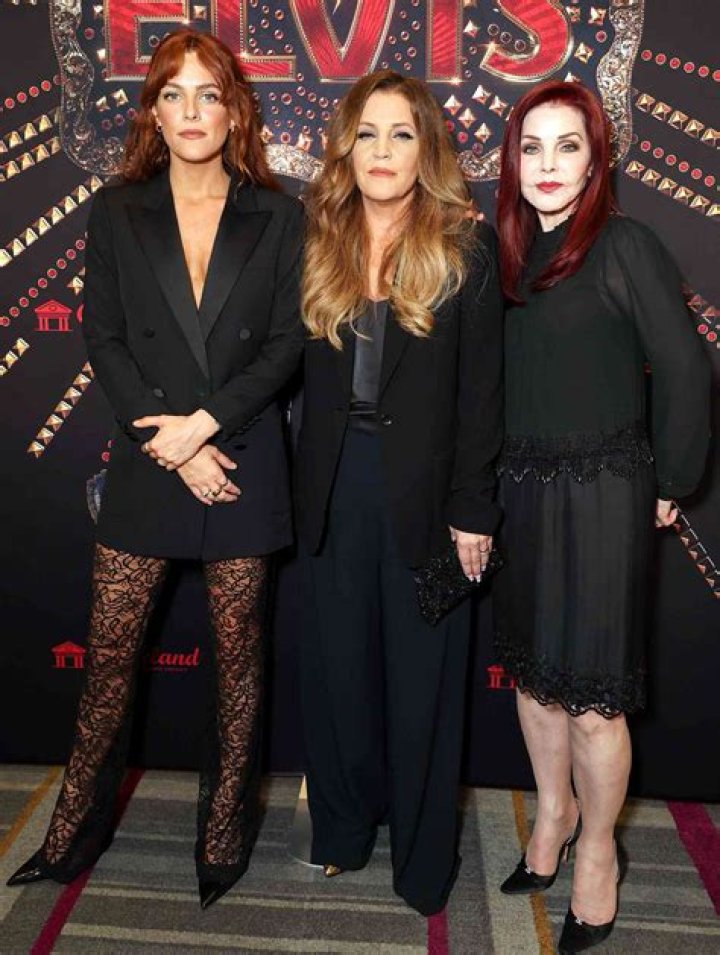 Lisa Marie Presley with her third spouse, Nicolas Cage Lisa marie