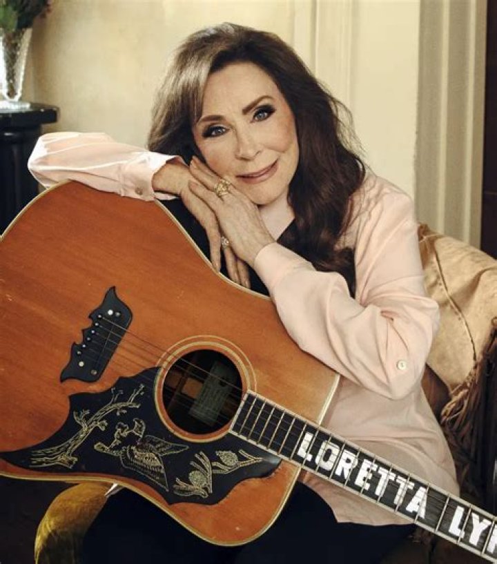 Loretta Lynn Was Quietly Laid to Rest On Her Hurricane Mills Ranch