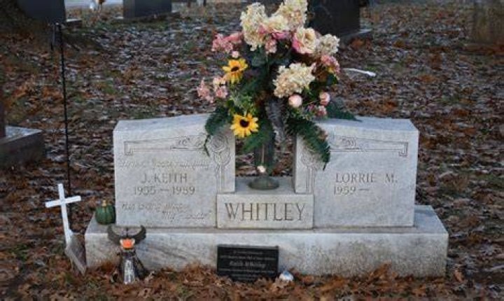Lorrie & Jesse Keith Whitley React To Wallen's Unreleased