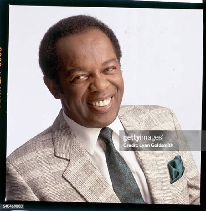 Lou Rawls' Beloved Exwife Filed Police Complaint against His Daughter