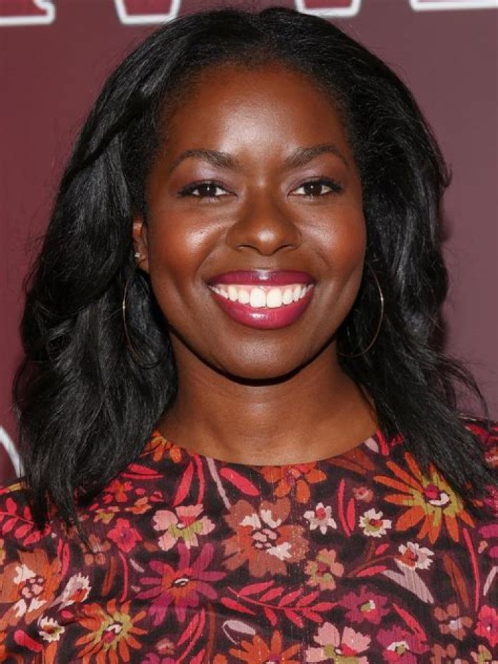 ‘Plus U Grown’ Camille Winbush Uses ‘Friendly Reminder’ to Gather Fans