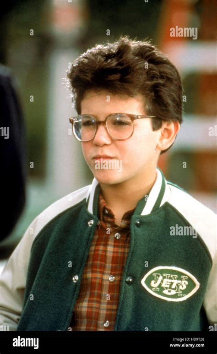‘The Wonder Years’ Fred Savage Is Now Dad of 3 Kids & Has Been Married