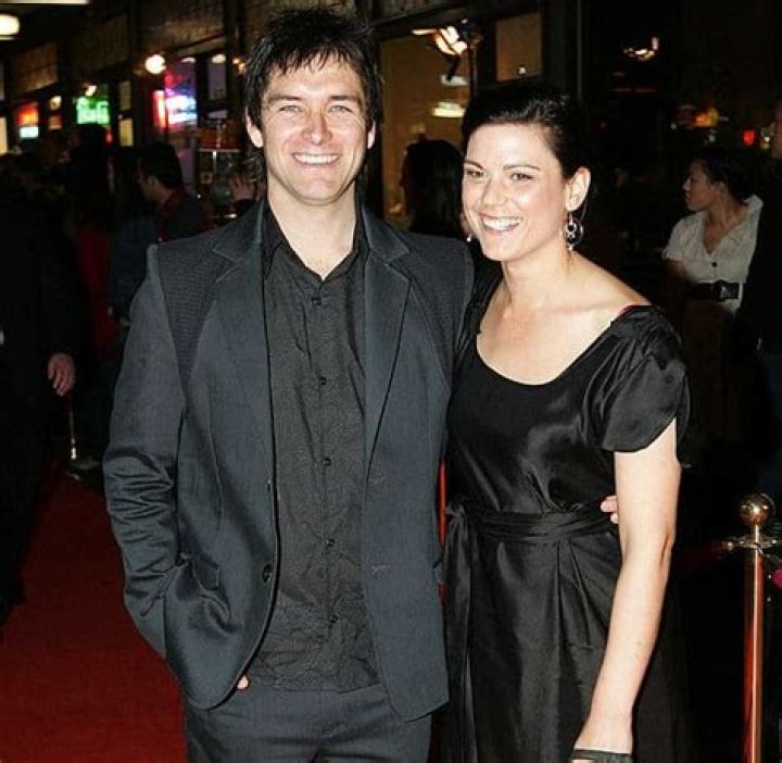 Lucy Mclay What you should know about Antony Starr's girlfriend Tuko