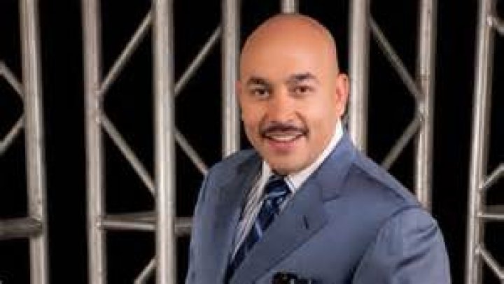 Lupillo Rivera vive la vida loca tras su divorcio