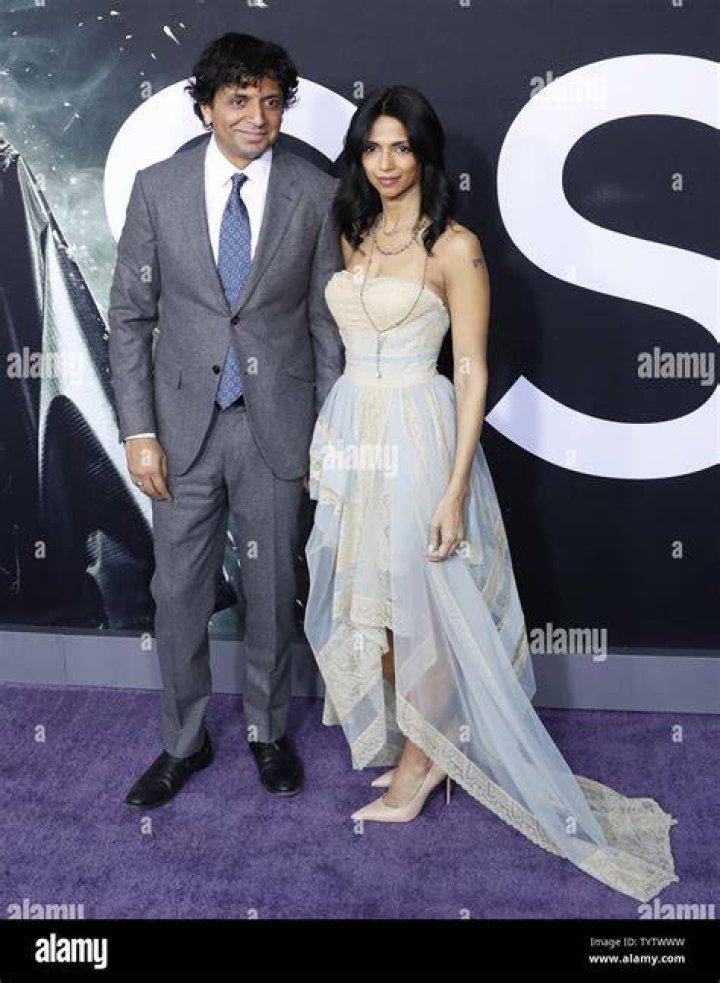 M night shyamalan and bhavna shyamalan hires stock photography and