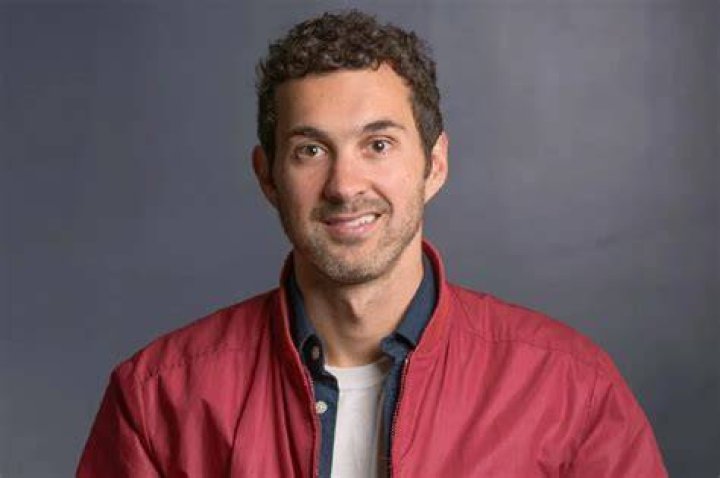 Make Laughs Not War feat. Mark Normand Carolines on Broadway