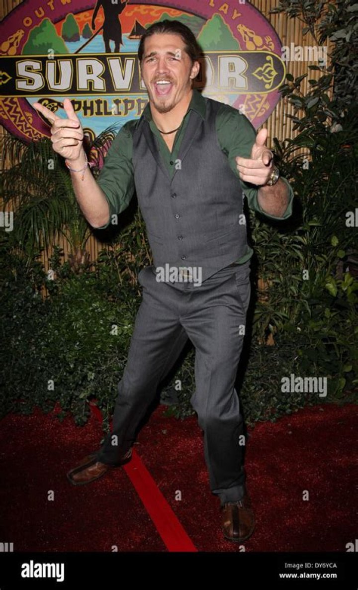 Malcolm Freberg Survivor contestants, Survivor tv, Survivor tv show