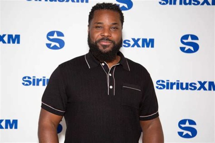 MalcolmJamal Warner Was at Michelle Thomas' Bedside When She Died of