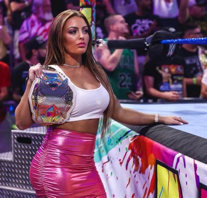 Mandy Sacs WWE ToughEnough 2015 Fitness gurls, Cute outfits, Fashion