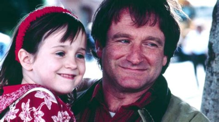 Mara Wilson Remembers "Remarkable" Robin Williams in Second Touching