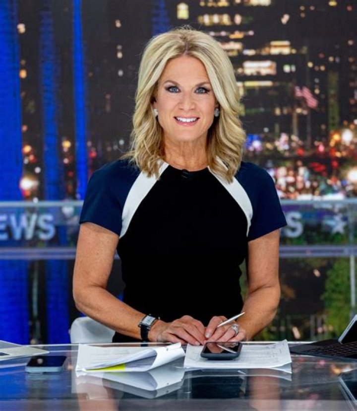 Martha MacCallum's bio net worth, husband, family, political party