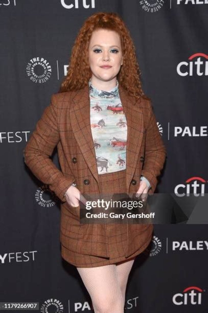 Mary Wiseman Hot