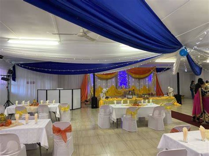 Mathar Sungham Hall in the city Verulam