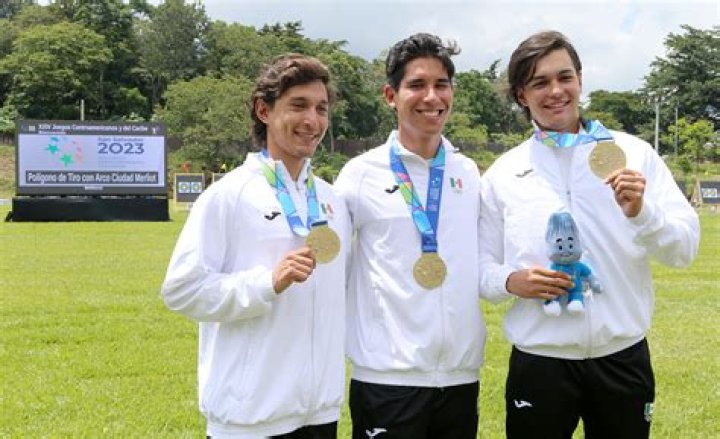Mat&iacute;as Grande, Caleb Urbina y Carlos Rojas consiguen la medalla de oro