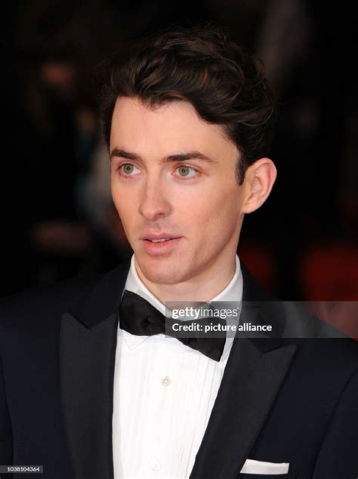 matthew beard actor matthew beard girlfriend Succed