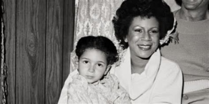 Maya Rudolph parents Rudolph was born in Gainesville, Florida, to