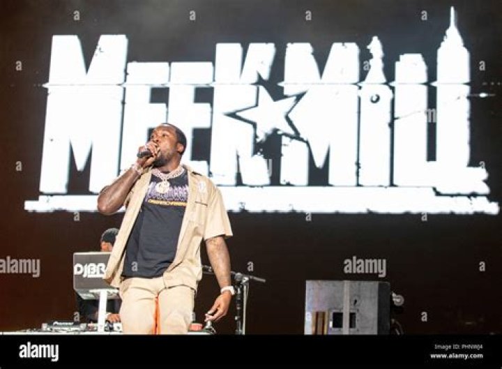 Meek Mill/ Robert Rihmeek Williams (1987 ) •