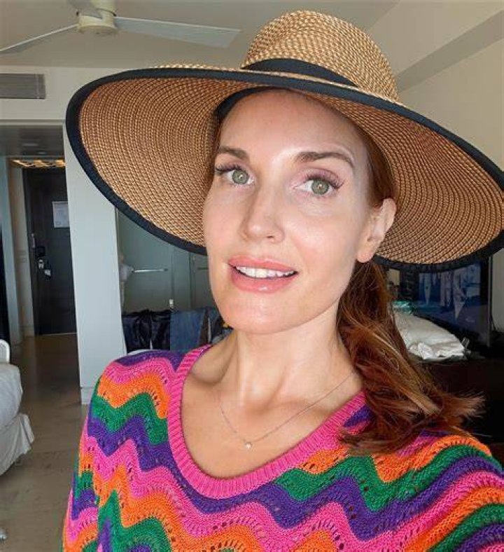 Meg McNamara (megmcnamaratv) &bull; Instagram photos and videos in 2021