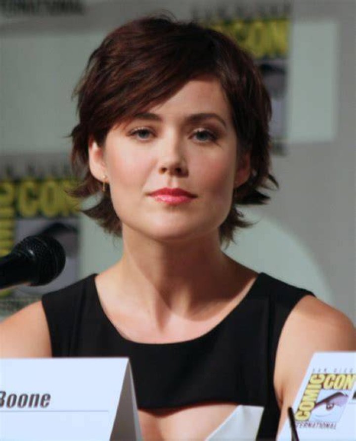 Megan Boone's Feet