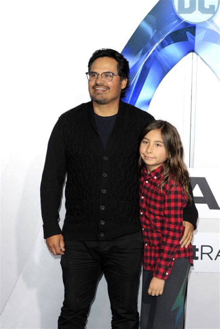 Michael Pena & Son Roman Attend Thor Ragnarok World Premiere Celeb