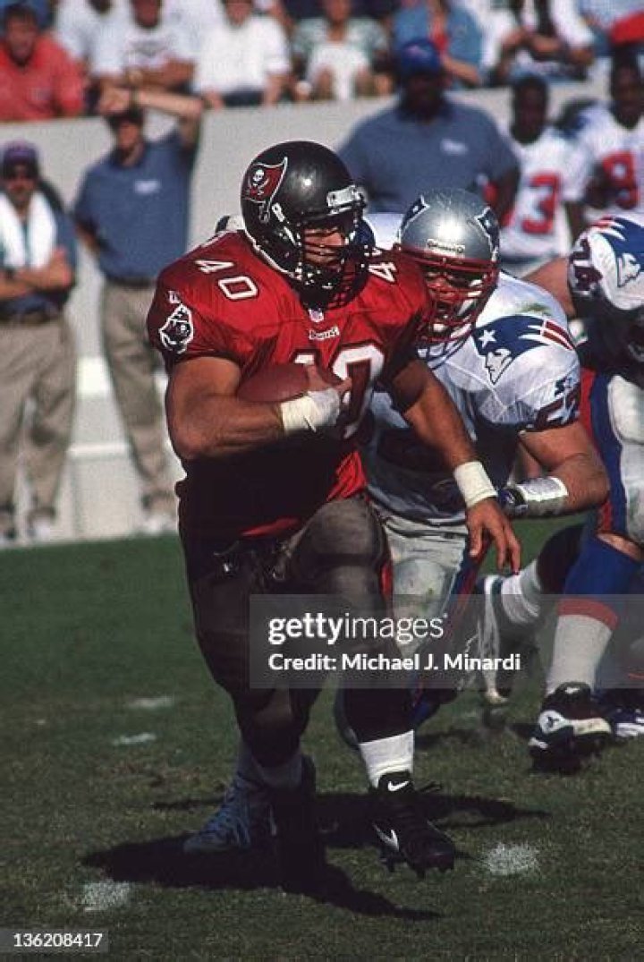Mike Alstott Buccaneers football, Nfl football players, Tampa bay