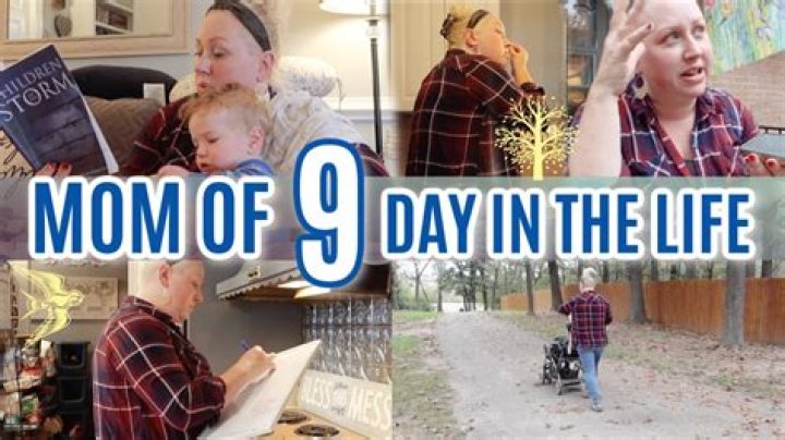MOM OF 9 KIDS DAY IN THE LIFE BIG Homeschool FAMILY OF 11 STAY AT