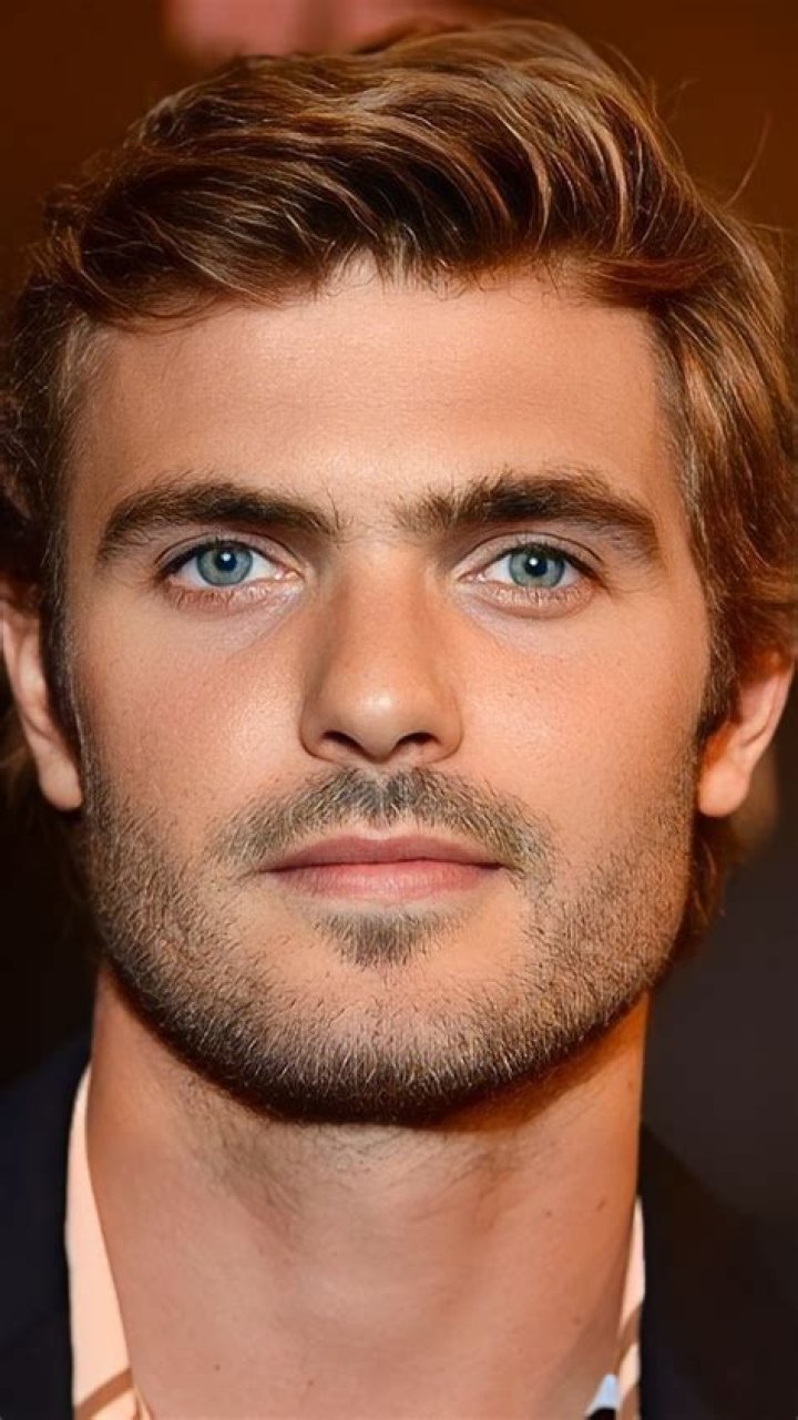 MOST BEAUTIFUL MEN ALEX ROE