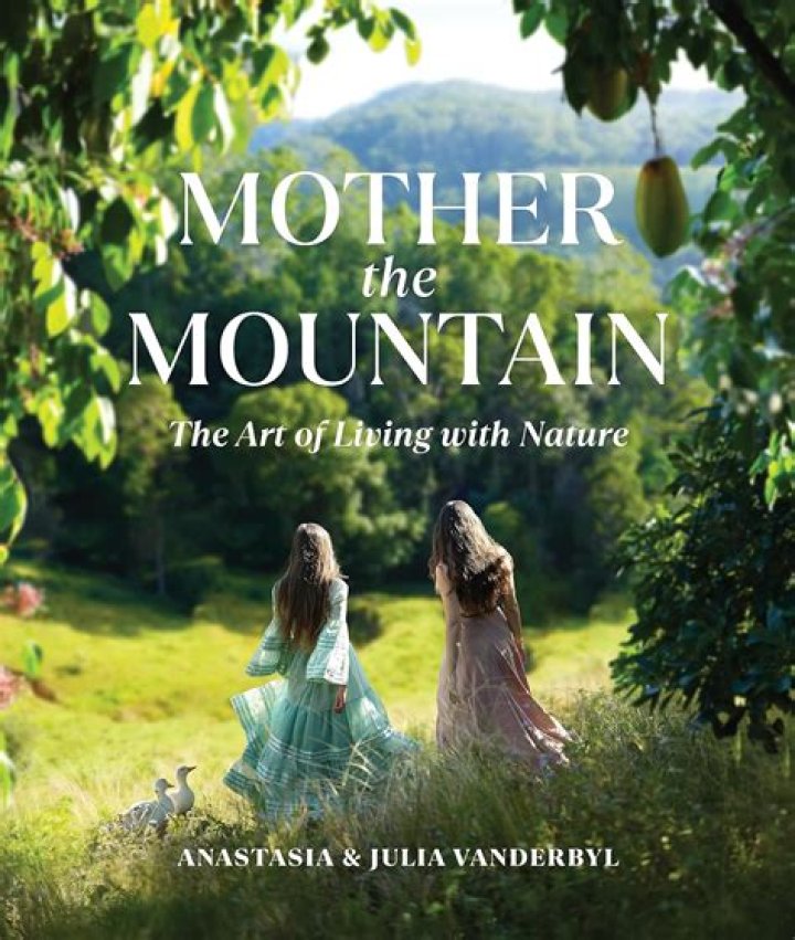 Mother The Mountain Farm / elevatedmoon / motherthemountain leaked nude