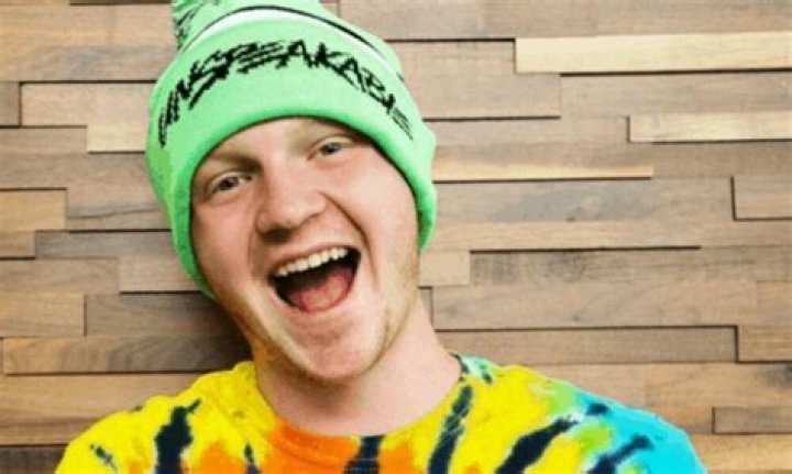 Nathan (Unspeakable YouTuber) bio net worth, age, girlfriend, wiki