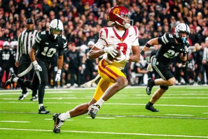 NFL Draft Ja'Marr Chase has 'Hall of Fame' potential, league insiders say
