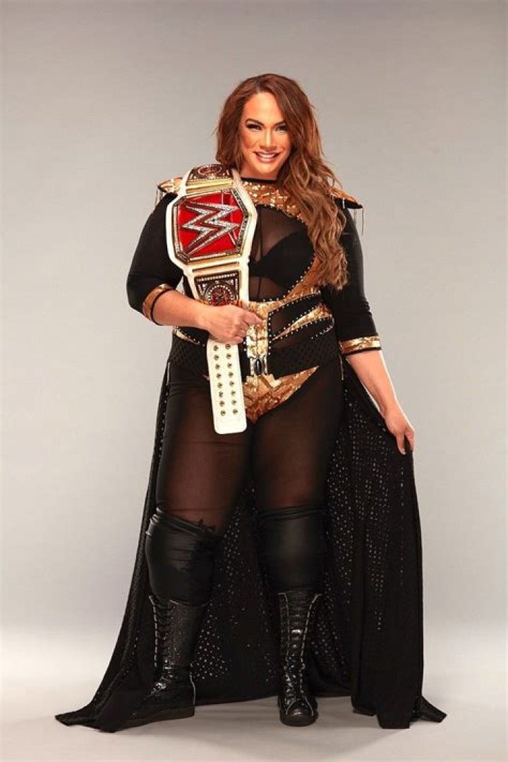 Nia Jax Wwe raw women, Nia jax, Wwe female wrestlers