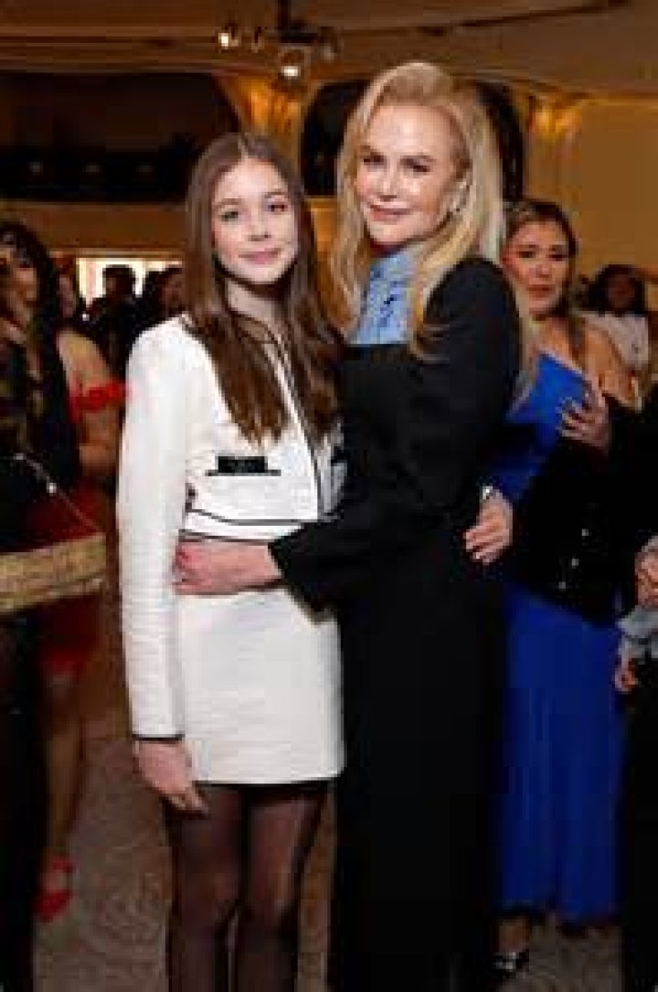 Nicole Kidmans T&ouml;chter Sunday & Faith In Sydney Fotos Hollywood Life