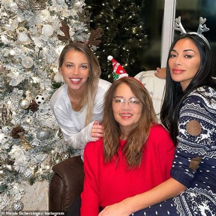 Nicole Scherzinger reveals her mum Rosemary had open heart surgery two
