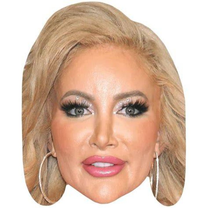 Nicolette Shea (Make Up) Big Head