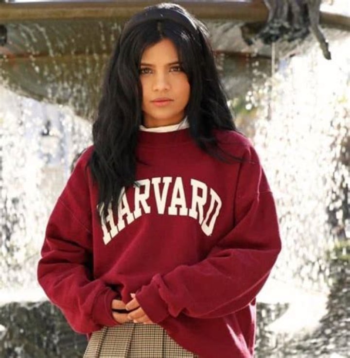 Nikki Rodriguez Biography, Age, Height, Boyfriend, Net Worth