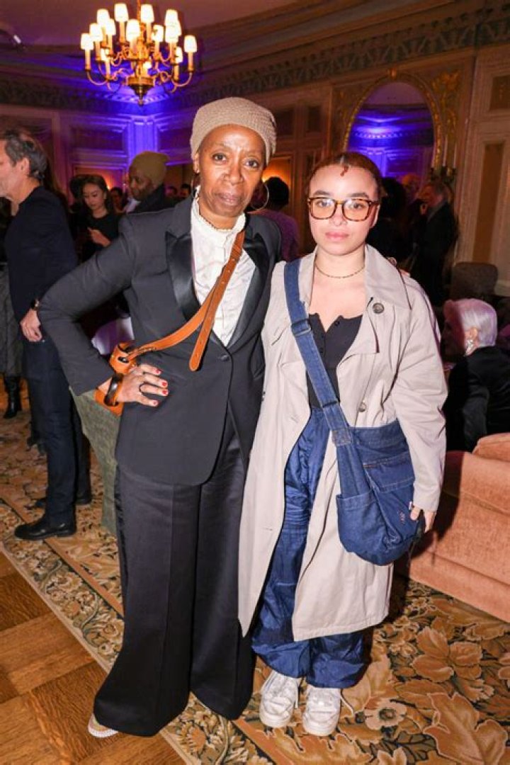 Noma Dumezweni Family Husband, Children/Kids, Parents, Siblings