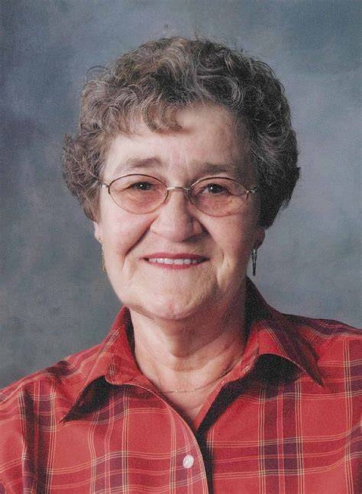 Obituary of Eileen NELSON to PicheHawkinsGrondin Funer...