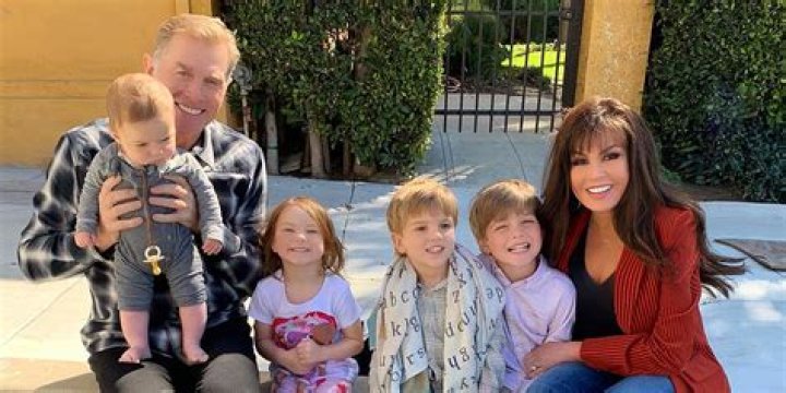 Olive and Osmond with three of their children Marie, Jimmy and