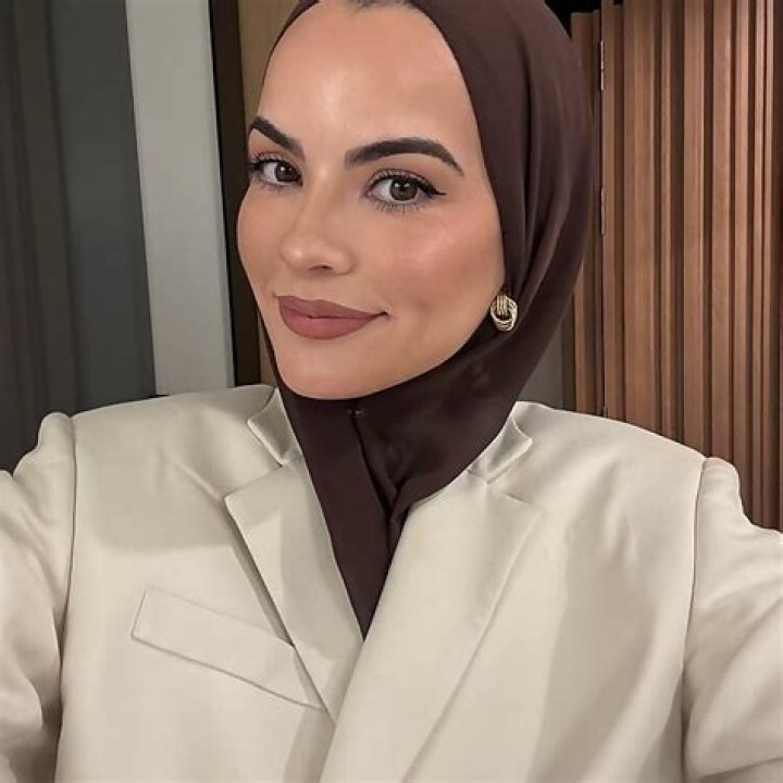 Omaya Zein (Instagram Star) Wiki, biographie, &acirc;ge, petit ami, famille